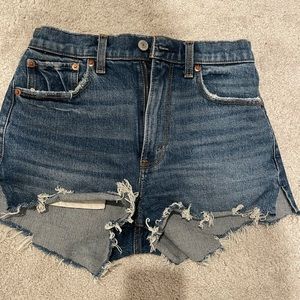 Abercrombie & Fitch - Mom Shorts - Size 26 - NWOT